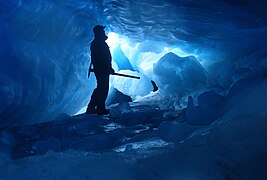 Ice cave on Victoria Flat