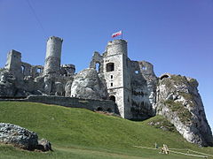 Ogrodzieniec Castle