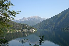 Ledrosee mit dem Monte Cadria im Hintergrund