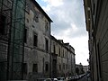 Il fronte del palazzo su via Leonardo Murialdo (giugno 2009).