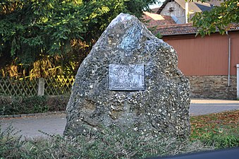 Gedenkstein 1200 Jahre Fauerbach vor der Höhe