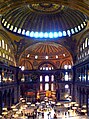 In der Höhe gestaffelte Apsiskalotten in der Hagia Sophia (um 535)