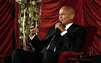 Dreiviertel Körperporträt von Harry Belafonte