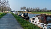 Boten langs het Hunsingokanaal