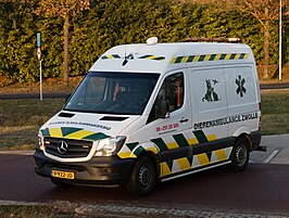 Ambulancevoertuig van de Zwolse dierenambulance