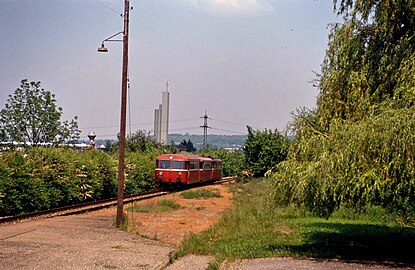 Zug verlässt den Bahnhof (1985)