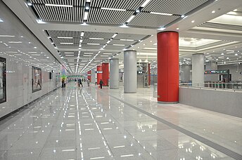 Concourse of Fengtai Railway Station (subway station)