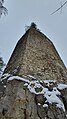 Die Ruine der Turmburg auf dem Felsklotz