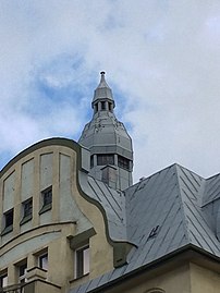 Detail of the ridge turret