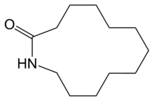 Structuurformule van laurolactam