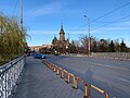 Die Kathedrale von der Traian-Brücke ausgesehen