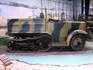 Unic P107 im Militärfahrzeugmuseum Saumur