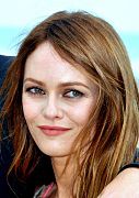 Vanessa Paradis (Rose)