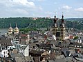 Koblenzer Altstadt: Florinskirche (links), Liebfrauenkirche (rechts) und im Hintergrund die Basilika St. Kastor