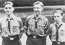 Hitler Gençliği üyeleri.