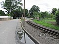 Mühlweg/Kreuzung Nizzastraße, rechts die Gleise des Lößnitzdackels