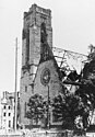 Die schwer beschädigte Christuskirche 1945