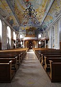 Blick auf die Orgel und die Deckenmalerei