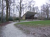 Openluchttheater midden in het park.