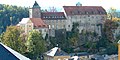 Burg Hohenstein med landsbykirken