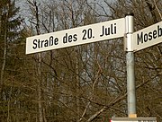 Straßenschild am Gelände des früheren Kinderheims nach der Umbenennung von 2017