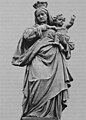 Maria mit Kind über dem Eingangsportal