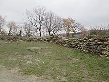Sivritepe kalesi kuzey ve doğu duvarları