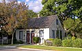 Lindheimer House, gelistet im NRHP mit der Nr. 70000744[1]