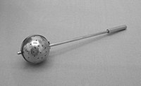 Tea infuser designed by Otto Rittweger and Josef Knau [de] (1924)