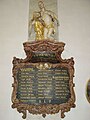 Pietà mit Gedenktafel für die Opfer beider Weltkriege