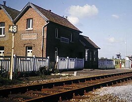 Het inmiddels al afgebroken stationsgebouw