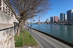 Voie Georges-Pompidou bei der Pont Mirabeau