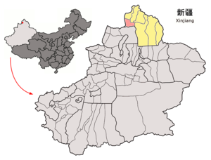 Jeminay İlçesi'nin Sincan Uygur Özerk Bölgesideki konumu (pembe)