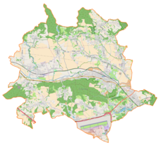 Mapa konturowa gminy Zabierzów, blisko centrum na prawo znajduje się punkt z opisem „Willa przy ulicy Krakowskiej 149 w Zabierzowie”