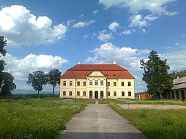 Teleki Castle in Satulung