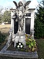 Tomb with angel statue (Aristid Szutrely), Fiumei út cemetery