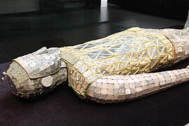 Bestattungsanzug der Prinzessin Dou Wan (2. Jahrhundert v. Chr.)