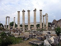 Afrodit Tapınağı kalıntıları