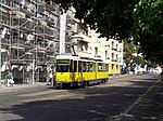 Tatra-Triebwagen (KT4D) auf der Linie 21 an der Endhaltestelle S+U Lichtenberg/Gudrunstraße, 2008