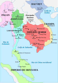Khmer İmparatorluğu, Lavo Krallığı/Dvaravati, Haripunjaya, Champa, Dai Viet, Pagan Krallığı, Srivijaya ve çevresindeki devletleri gösteren MS 1000 - 1100 civarı Güneydoğu Asya Anakara haritası.