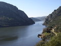 Tejo i Vila Velha de Ródão i Portugal, like etter at den har passert grensen fra Spania