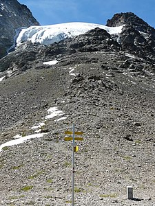 Passhöhe mit Vadret Futschöl (Gletscher)