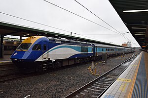 XP 2016 (Power Car) at Sydney Central.