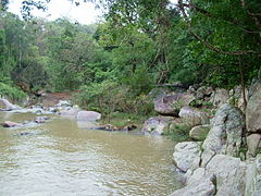 Thác Bay ở Ea Sô.