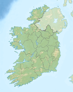 Mapa konturowa Irlandii, po lewej znajduje się punkt z opisem „Inishbofin”