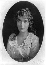 Mary Pickford (* 8. April)