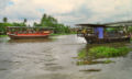 Boote auf dem Tha Chin bei Nakhon Chaisi