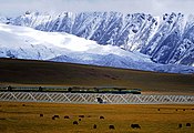 30. KW Die Lhasa-Bahn verkehrt zwischen dem chinesischen Xining und der tibetischen Hauptstadt Lhasa.