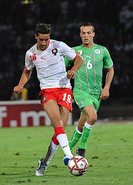 Youssouf Hadji (links) in 2011