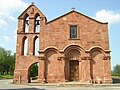 Col suo splendido campanile a vela, San Pietro di Zuri, è una chiesa unica nel suo genere